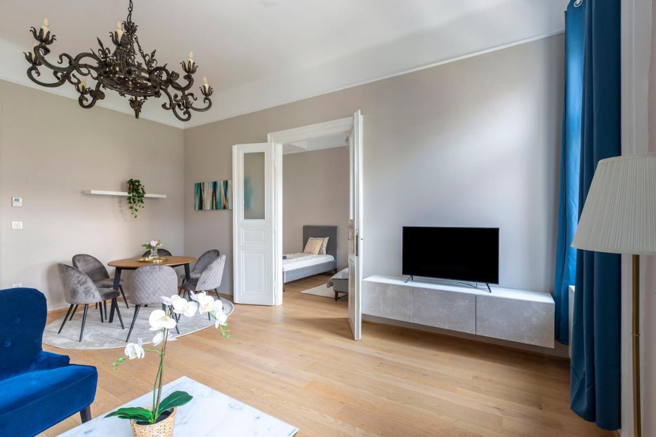 Luxury Elizabeth Residence Next To The New York Cafe بودابست المظهر الخارجي الصورة